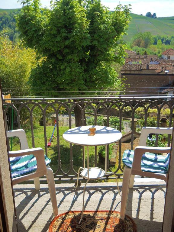 Tenuta Calabiana Diano d'Alba Bilik gambar